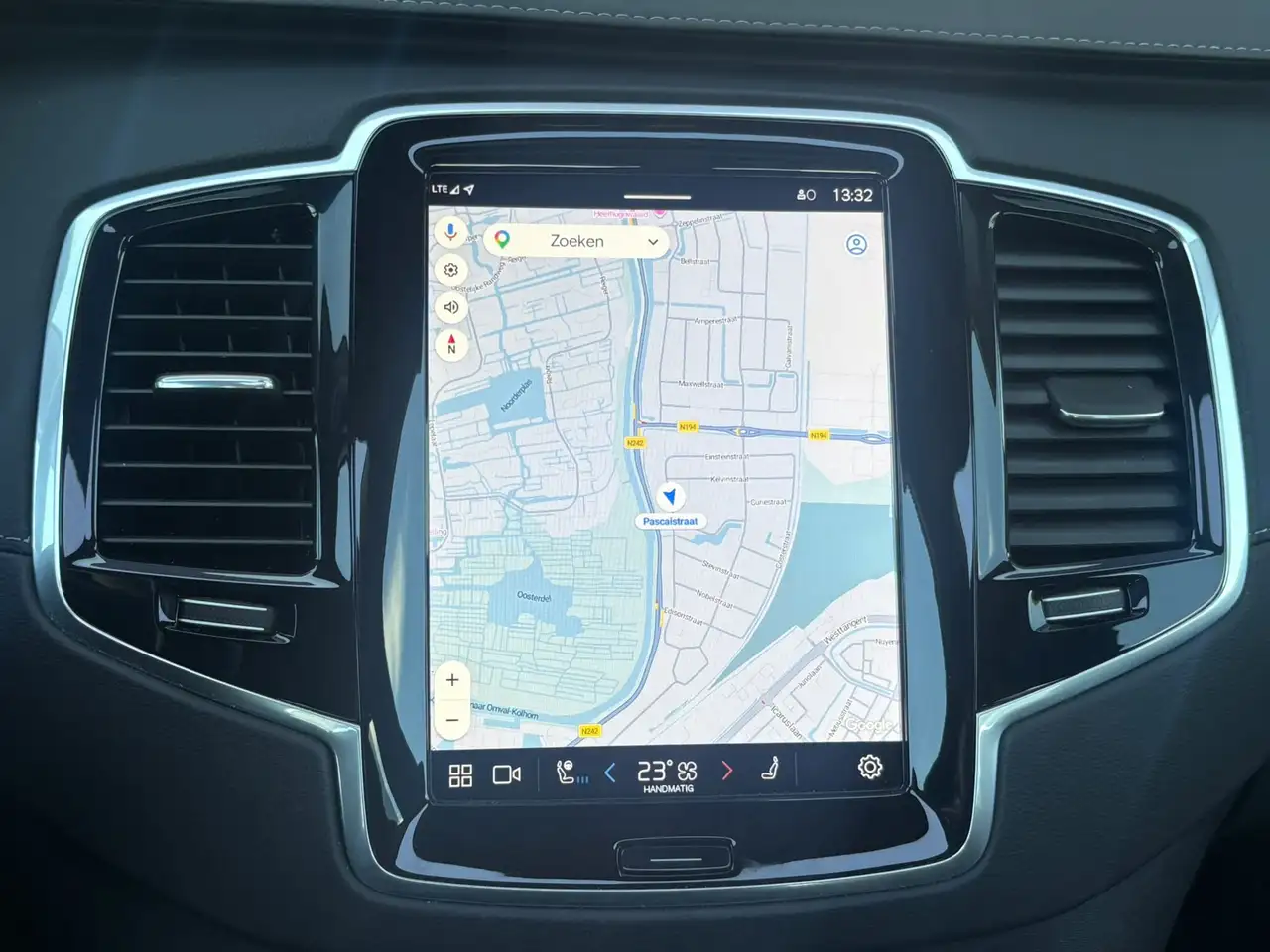 Volvo XC90 2.0 T8 Plug-in hybrid AWD Ultra Bright 455pk Lucht, миниатюра 29