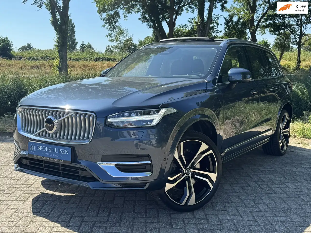 Volvo XC90 2.0 T8 Plug-in hybrid AWD Ultra Bright 455pk Lucht