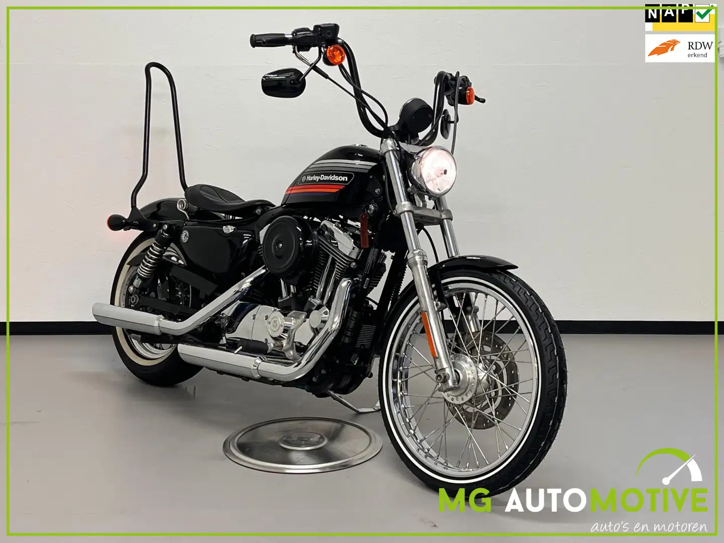 Harley-Davidson Sportster | XL1200V | XL 1200V Seventy-Two 72 | Vance & Hine - 1