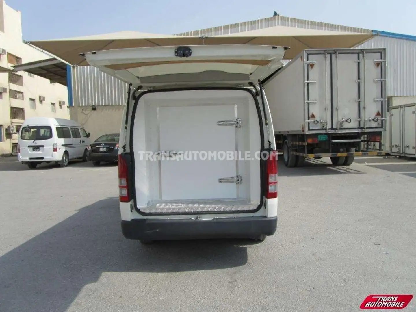 Toyota Hiace STANDARD ROOF  - EXPORT OUT EU TROPICAL VERSION - Weiß - 2