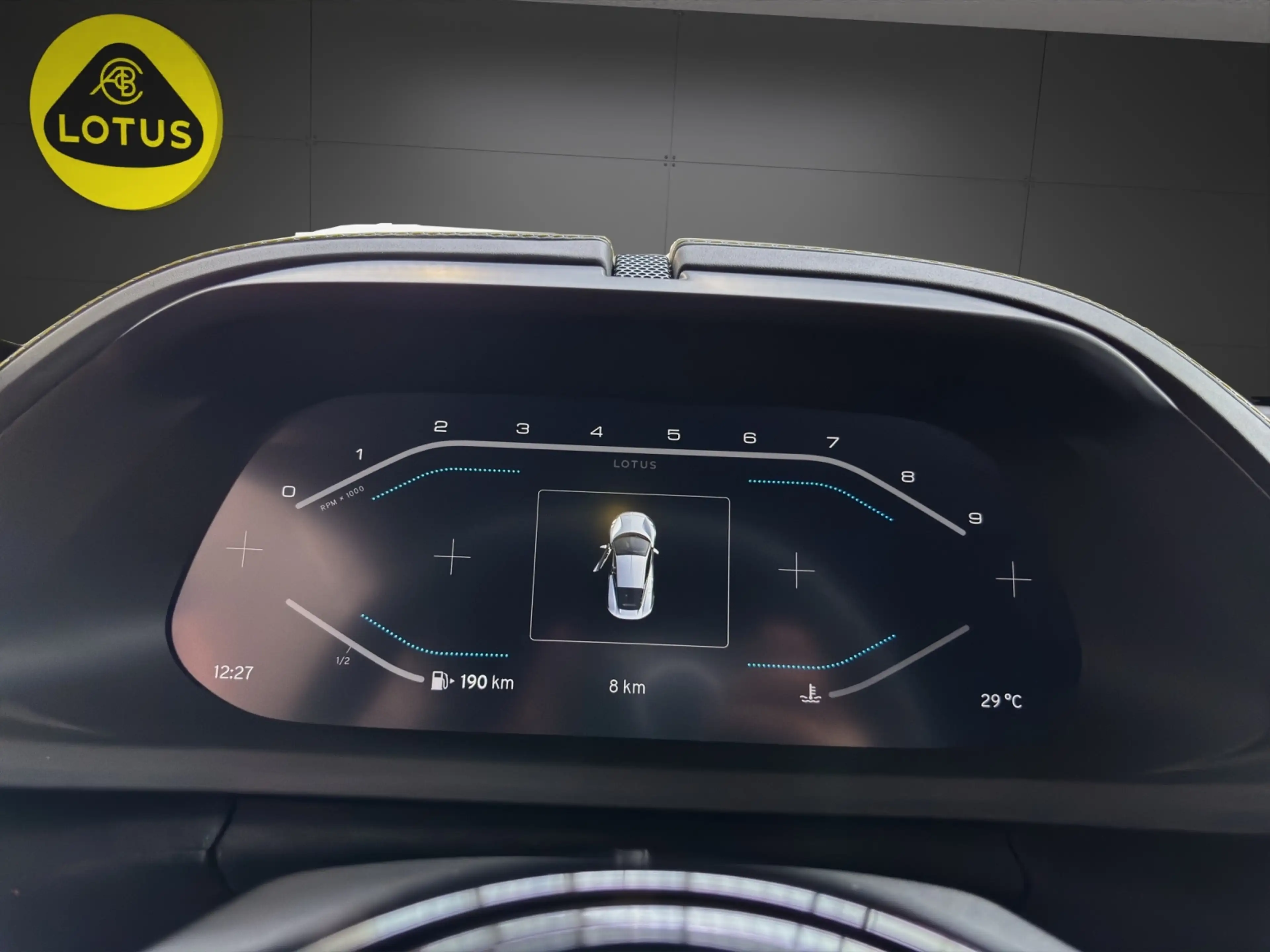 Lotus Emira V6 SE MY26 *Lotus Leipzig* — photo 12