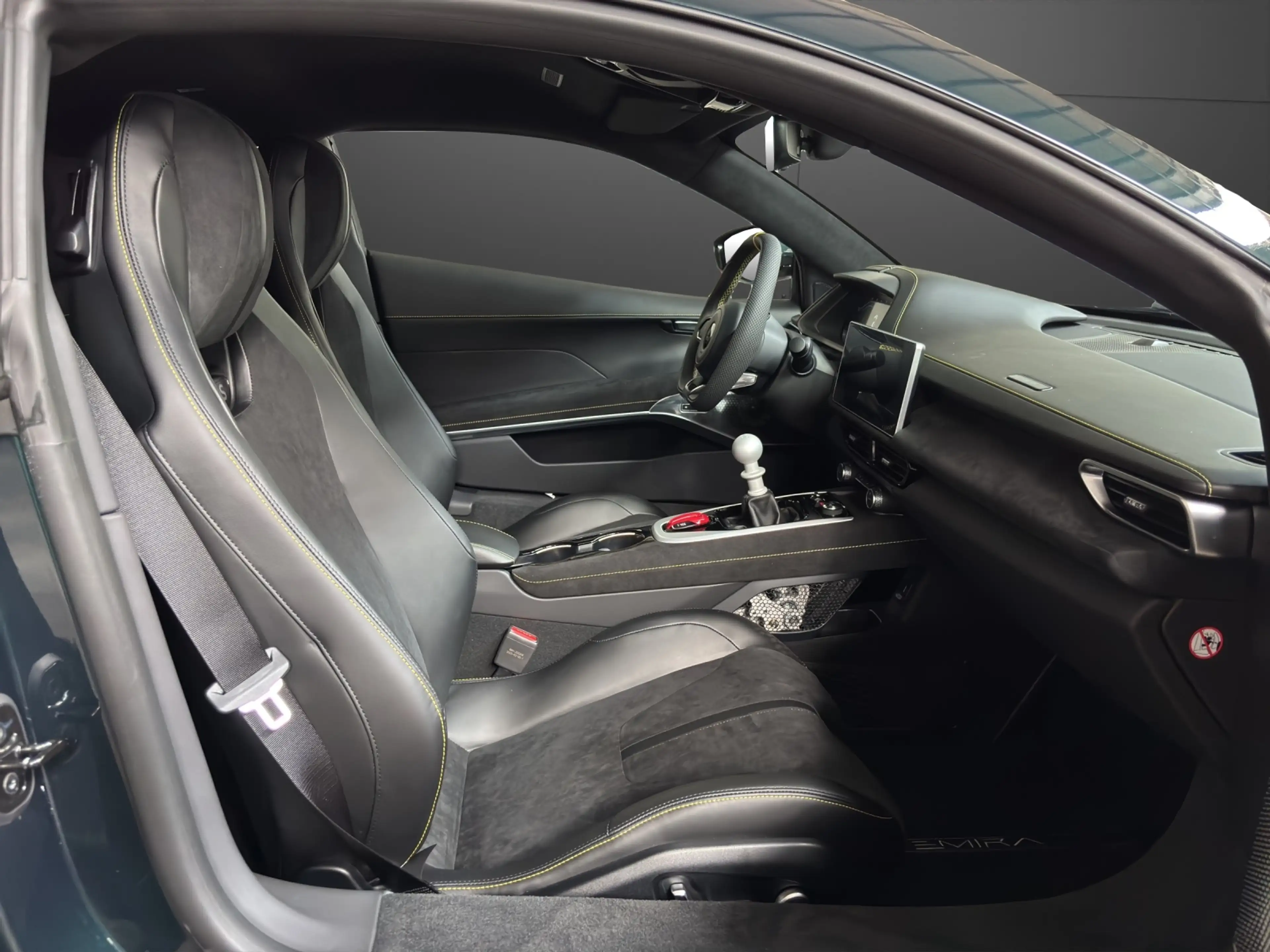 Lotus Emira V6 SE MY26 *Lotus Leipzig* — photo 14