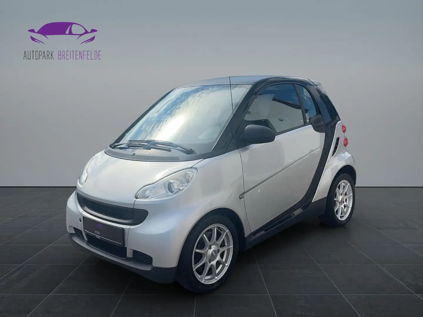 smart forTwo Klima CarPlay 2. Hand Schwarz - 1