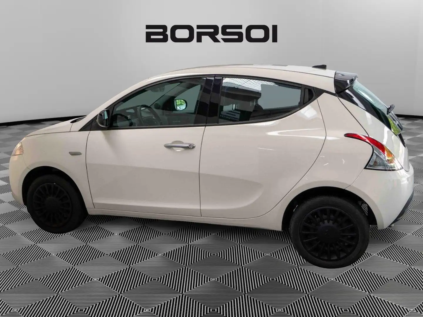 Lancia Ypsilon 3ª serie 1.0 FireFly 5 porte S&S Hybrid Gold Bianco - 2