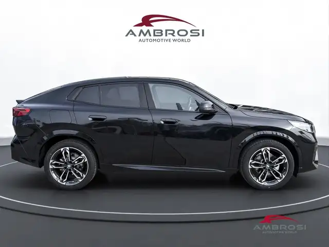 BMW Ix2 view 5