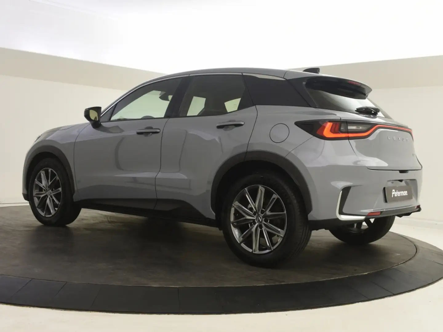 Lexus LBX 1.5 Hybrid Elegant Tech Pack | Stuur en Stoelverwa Grijs - 2