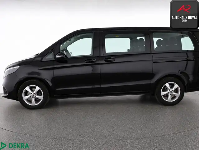 Mercedes-Benz V-Class view 2