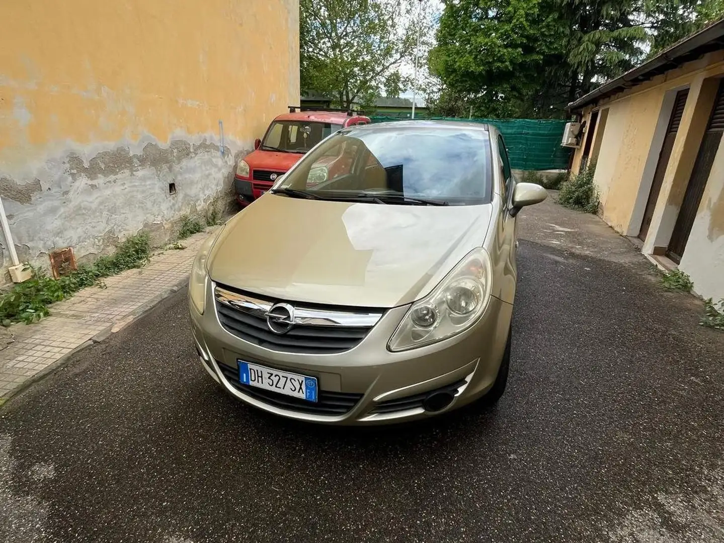 Opel Corsa Corsa IV 2007 3p 1.2 Enjoy Золотистый - 2