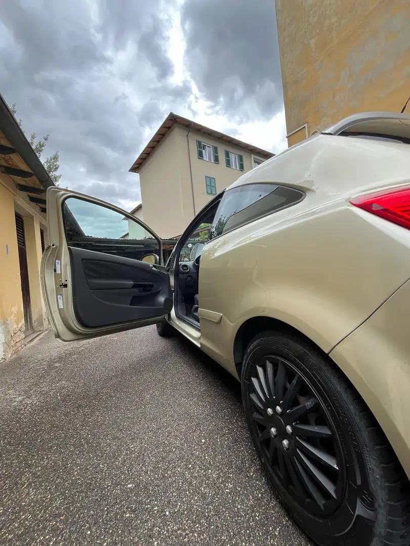 Opel Corsa Corsa IV 2007 3p 1.2 Enjoy Золотистый - 1