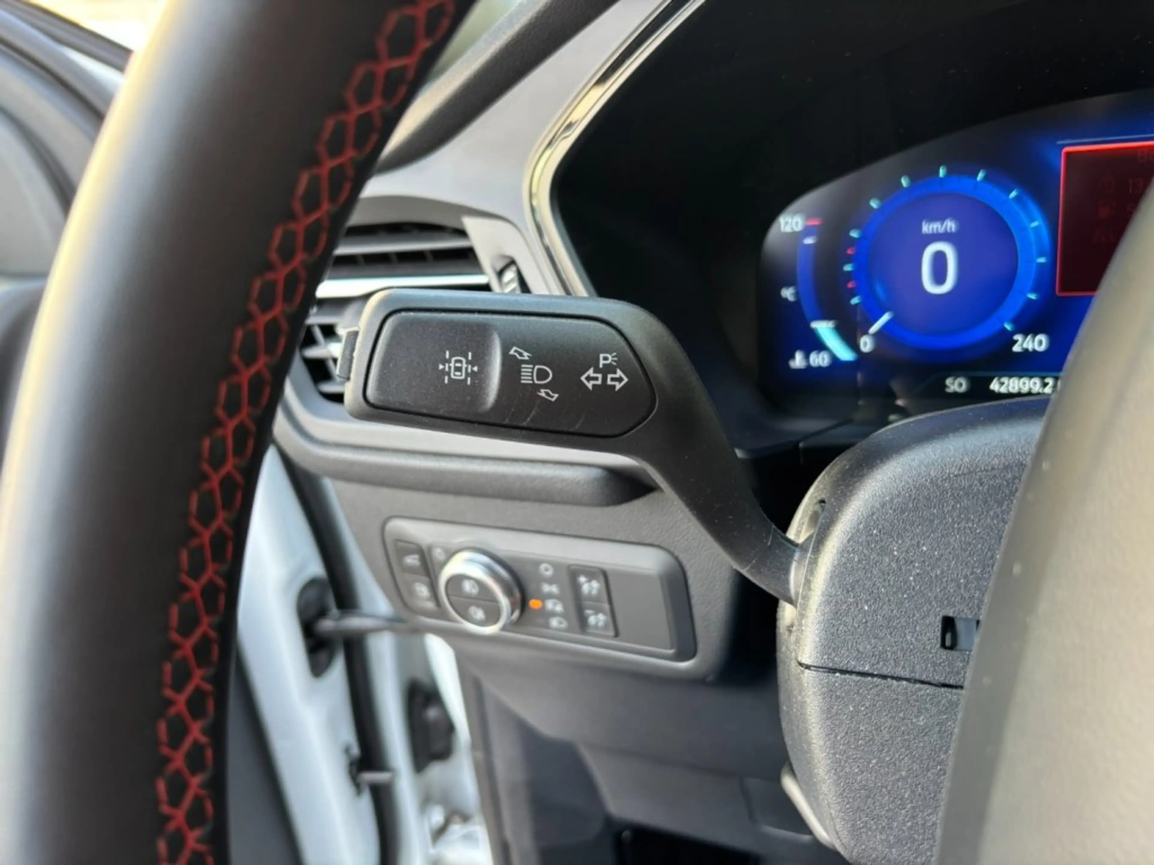 Ford Kuga ST-Line X Hybrid 2.5 Duratec PHEV AT LP € 56.202,- — photo 14