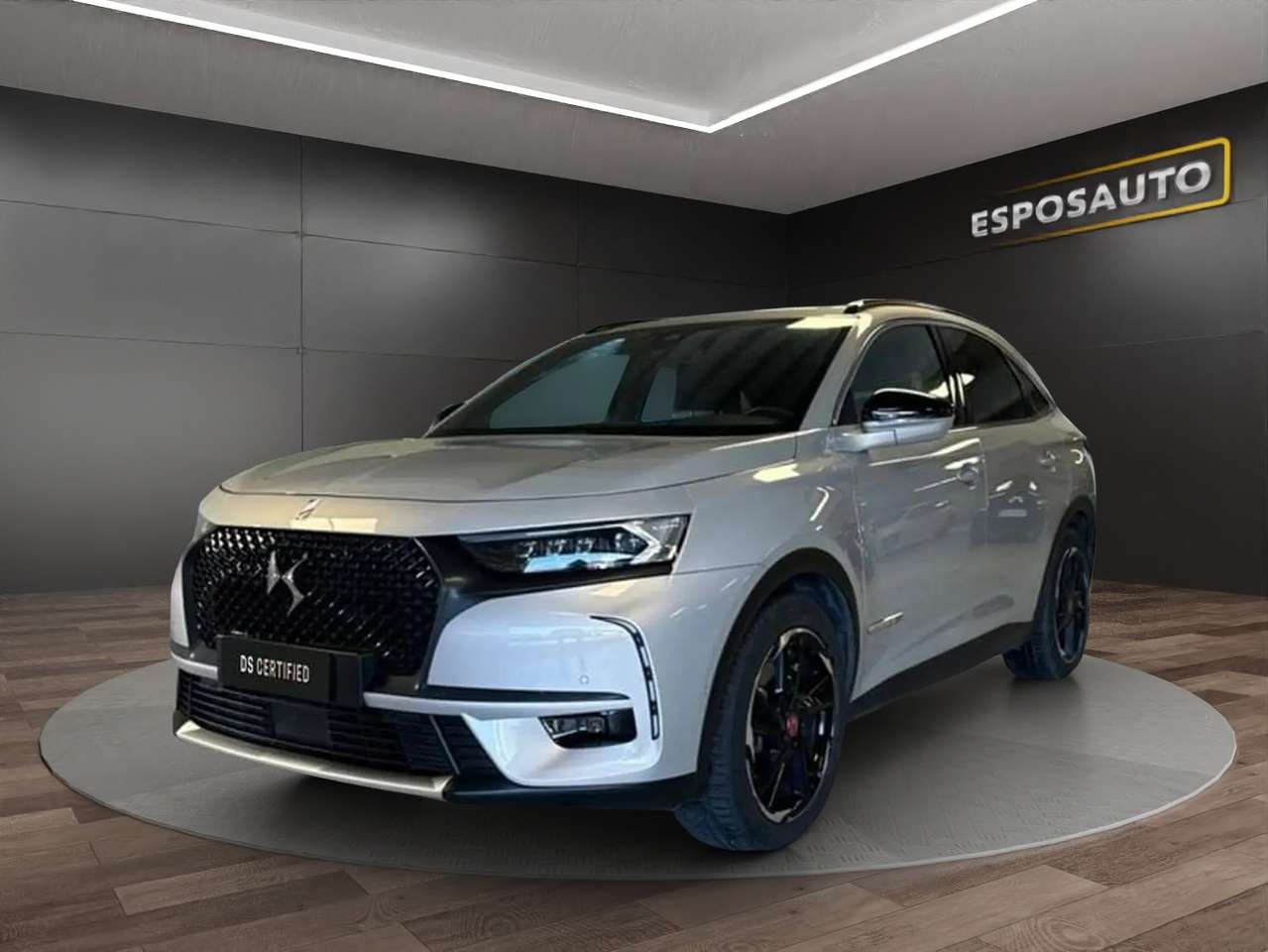DS Automobiles DS 7 Crossback E-Tense Performance Line+