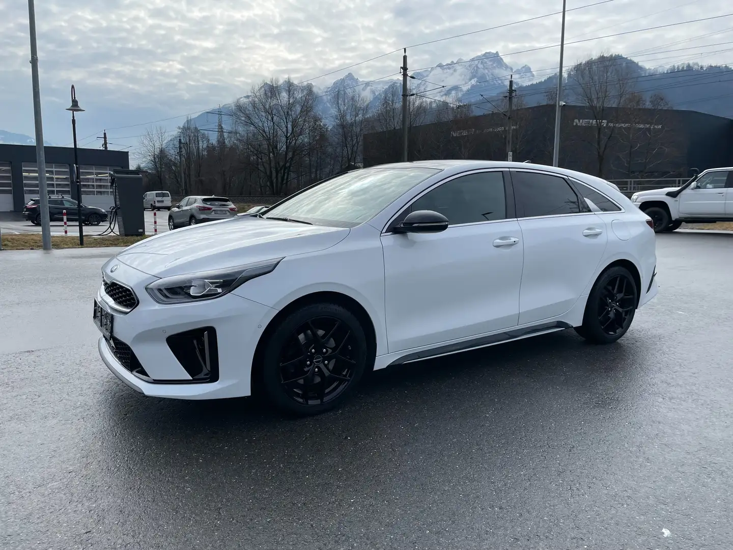 Kia ProCeed / pro_cee'd pro ceed 1,6 CRDi SCR GT-Line Weiß - 2