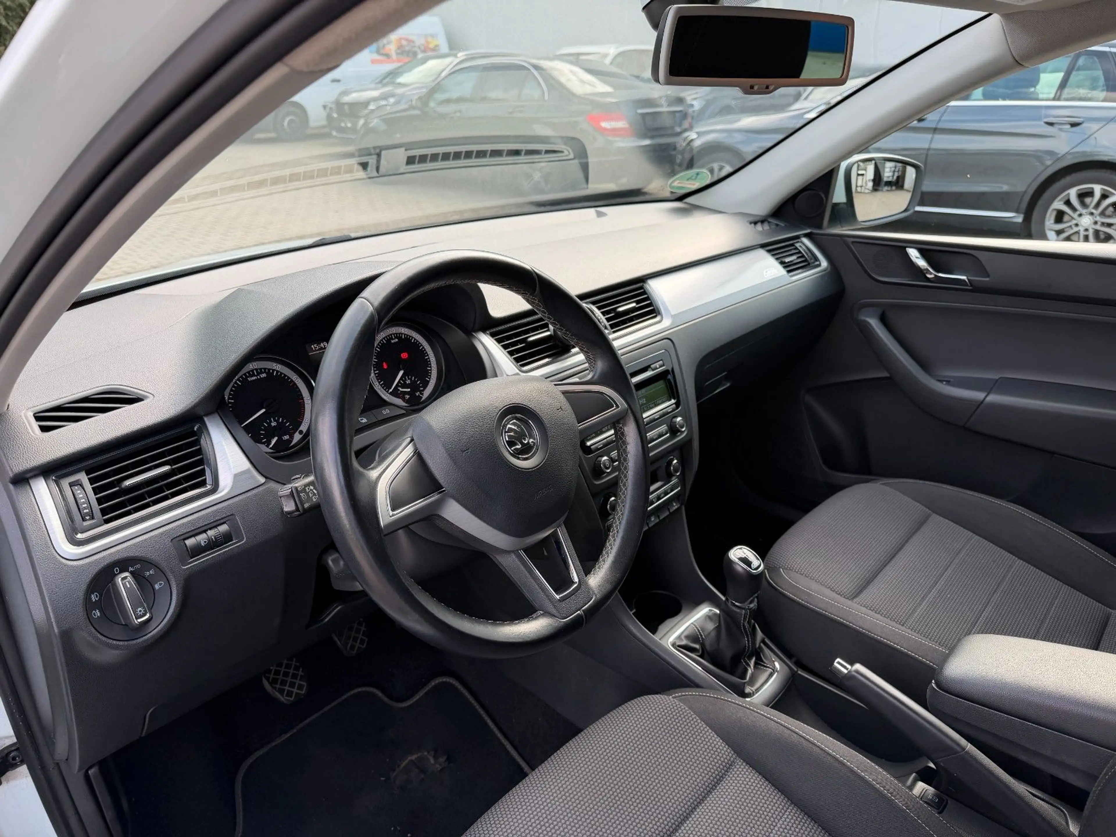 Skoda Rapid/Spaceback Spaceback Edition*2.Hand*Xenon*PDC*KLIMA* — photo 15