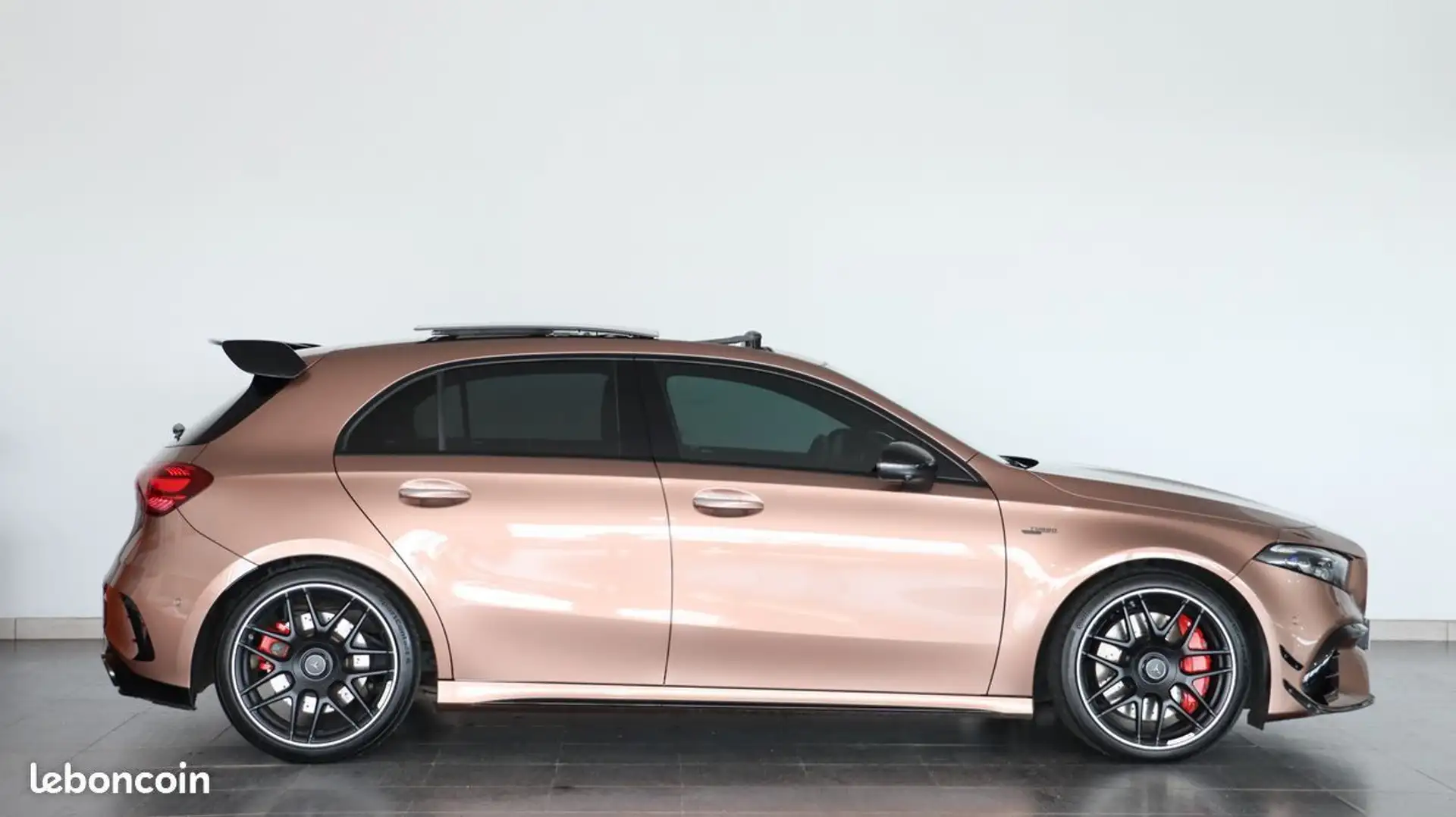 Mercedes-Benz A 45 AMG Mercedes a45 s amg 4matic%2B - 2