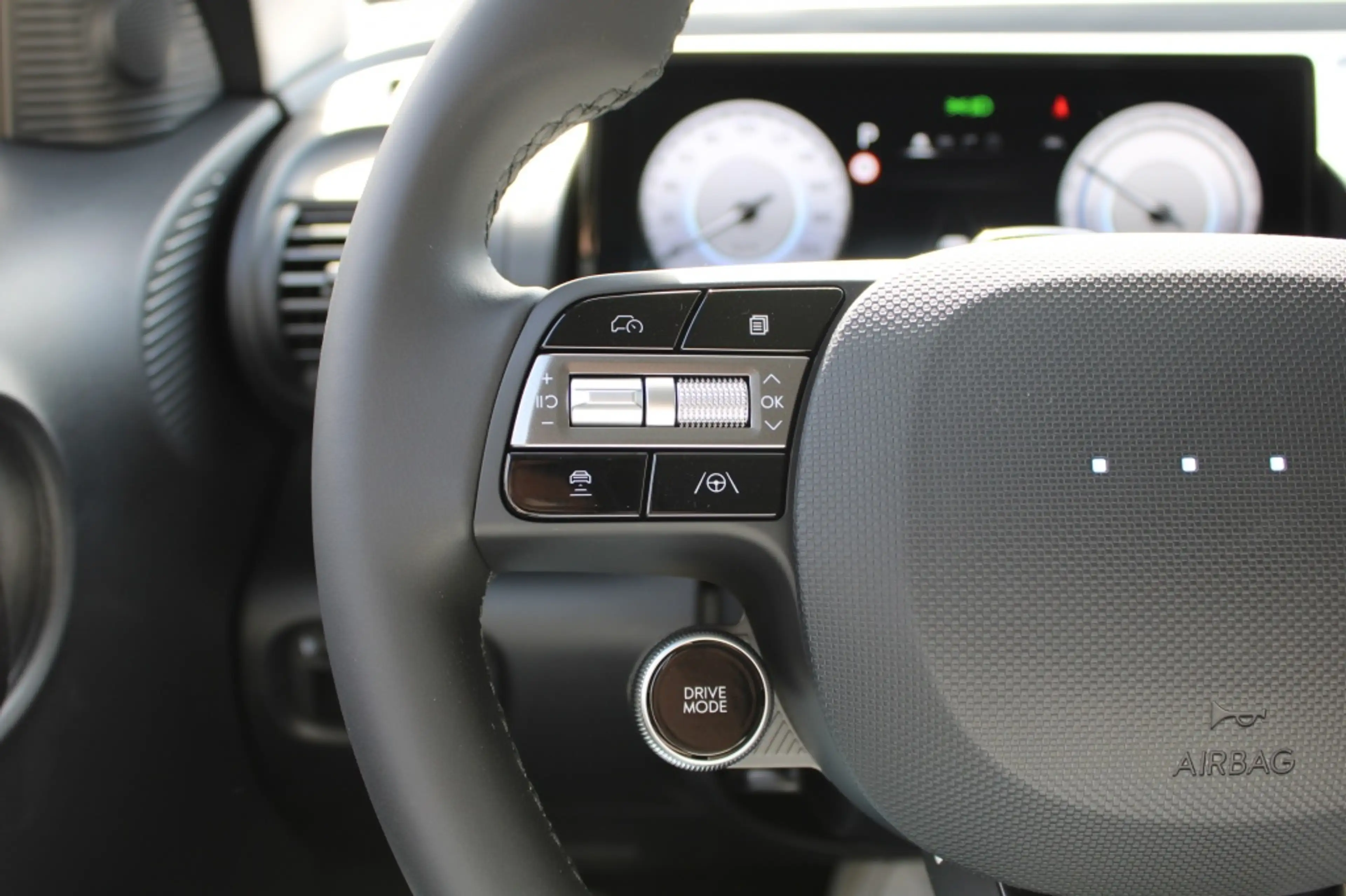 Hyundai Inster Evolve 49 kWh — photo 11