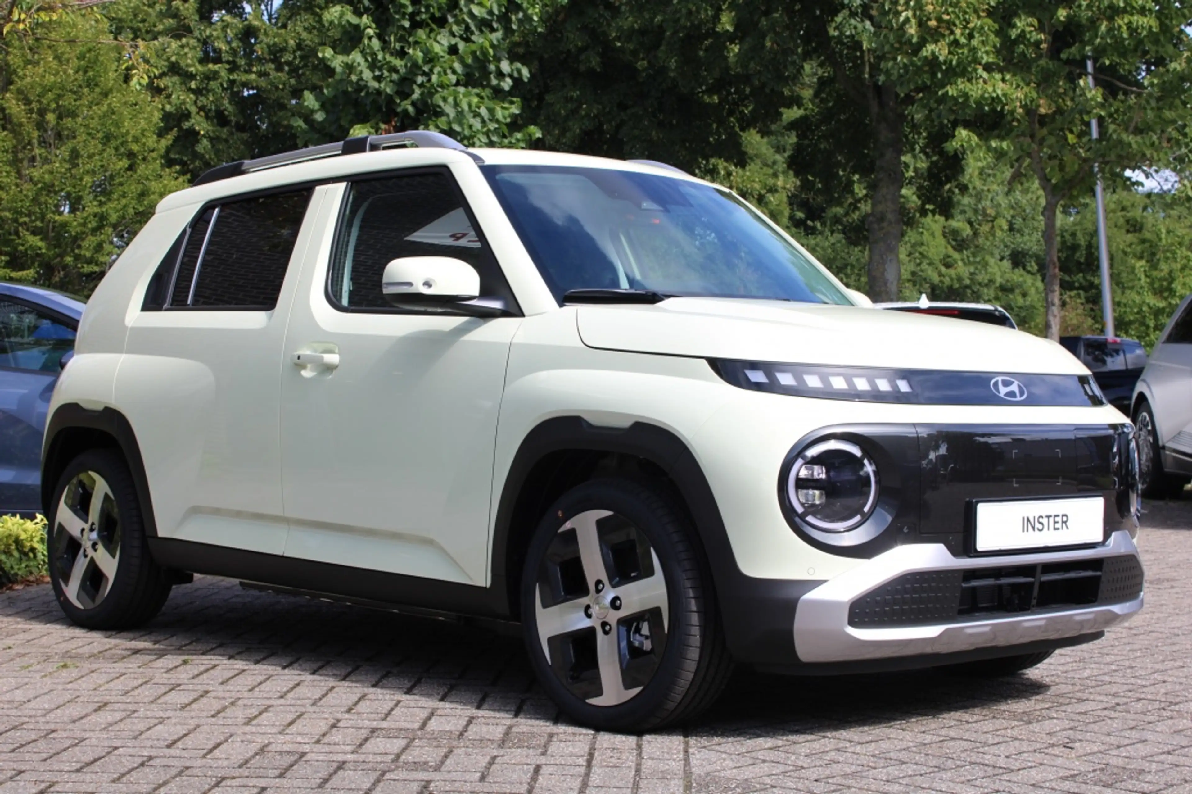 Hyundai Inster Evolve 49 kWh — photo 2