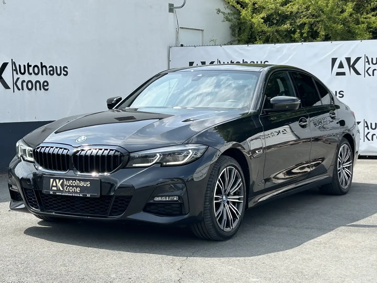 BMW 330 e xDrive M Sport M TECHNIC*HEAD-UP* LASERLICHT*SPS Schwarz - 2