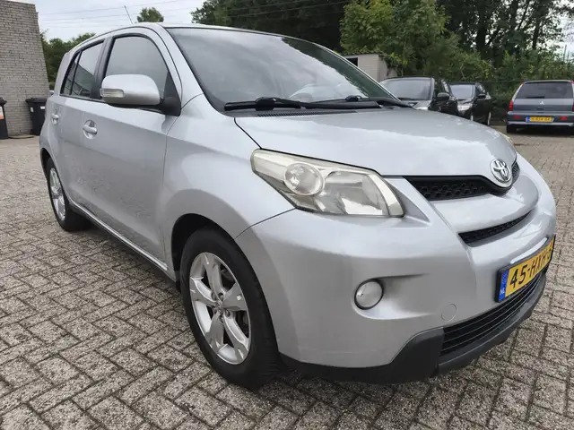 Toyota Urban Cruiser 1.3 VVT-i Aspiration
