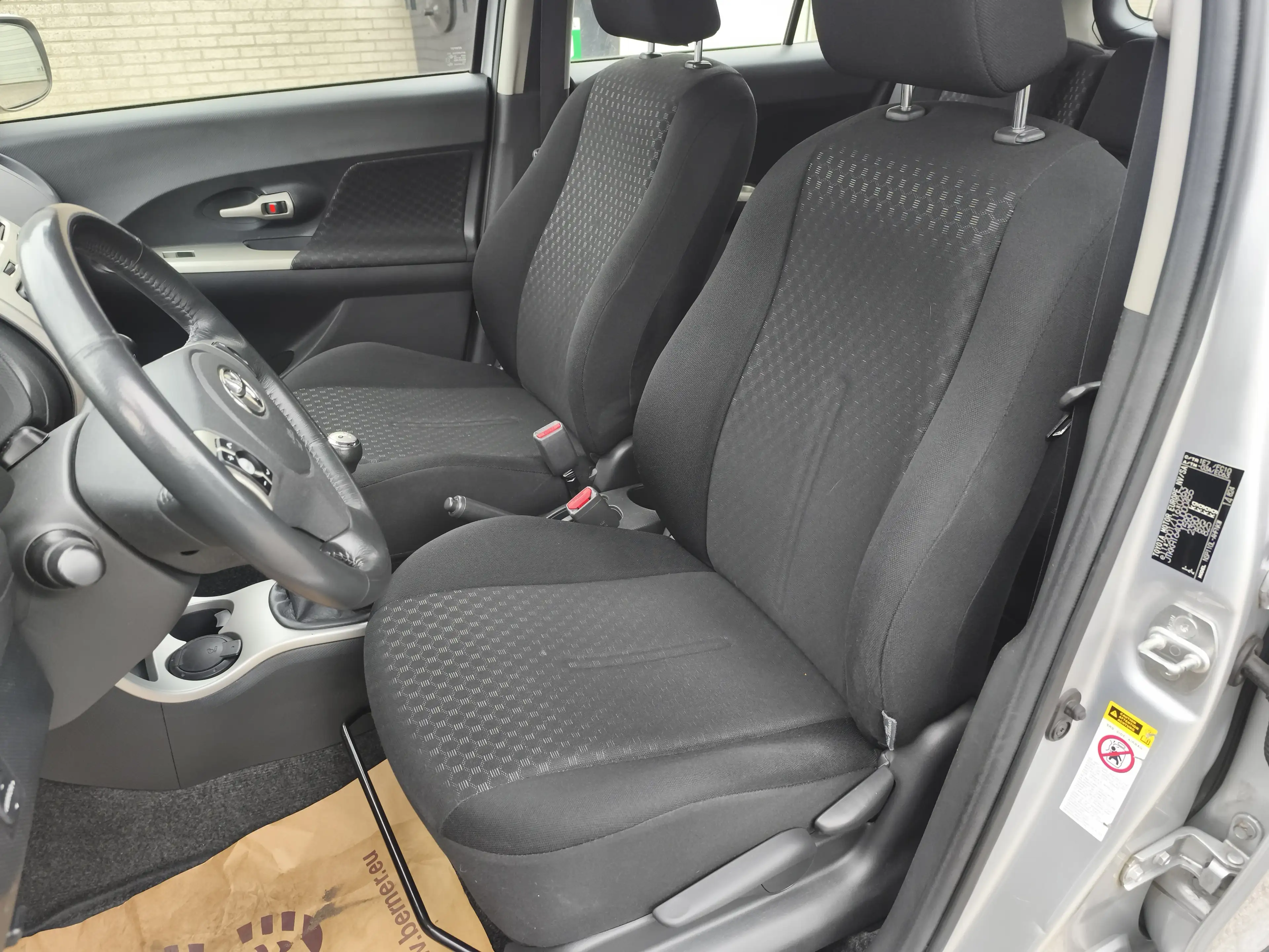 Toyota Urban Cruiser 1.3 VVT-i Aspiration — photo 10