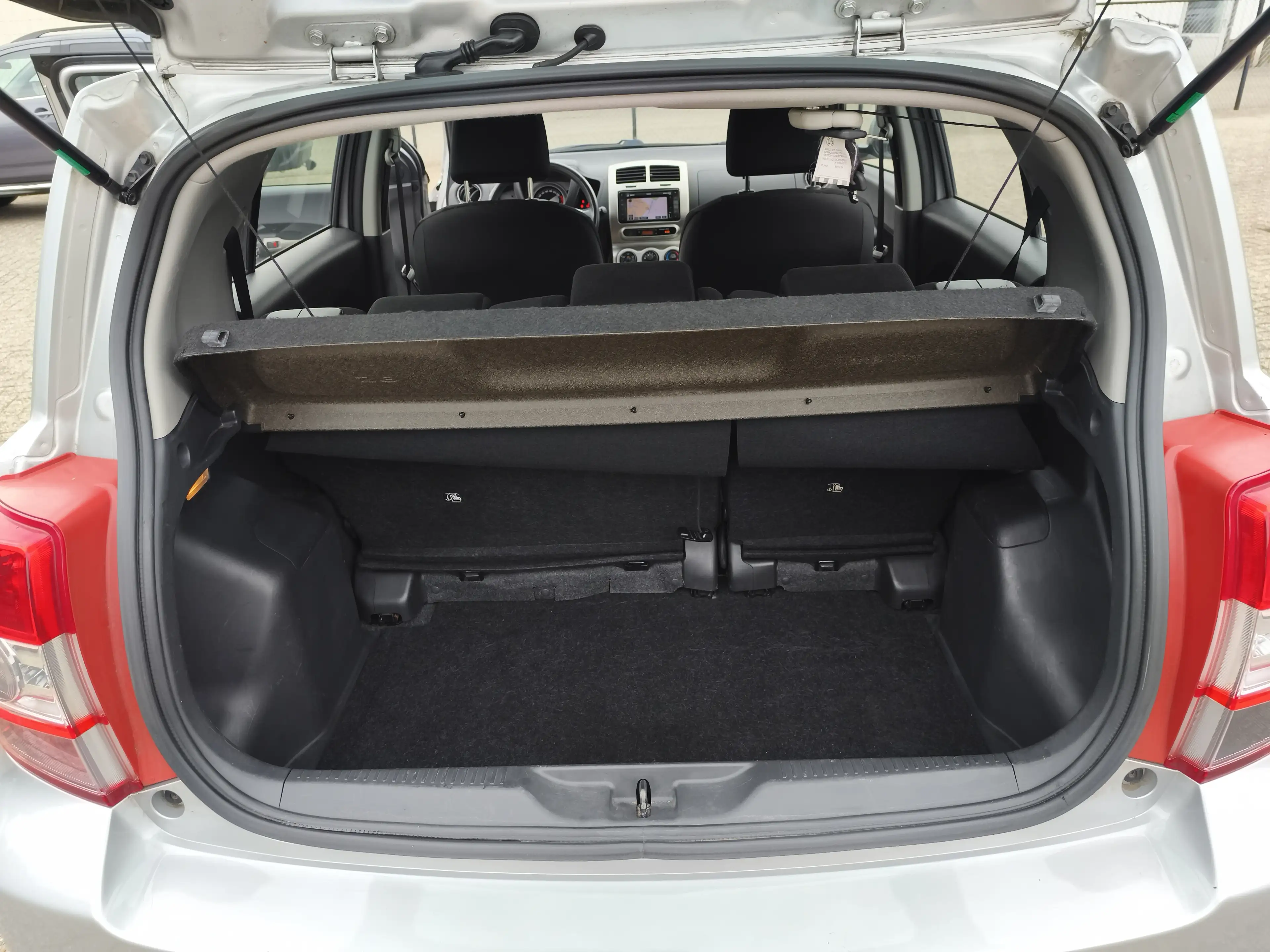 Toyota Urban Cruiser 1.3 VVT-i Aspiration — photo 13