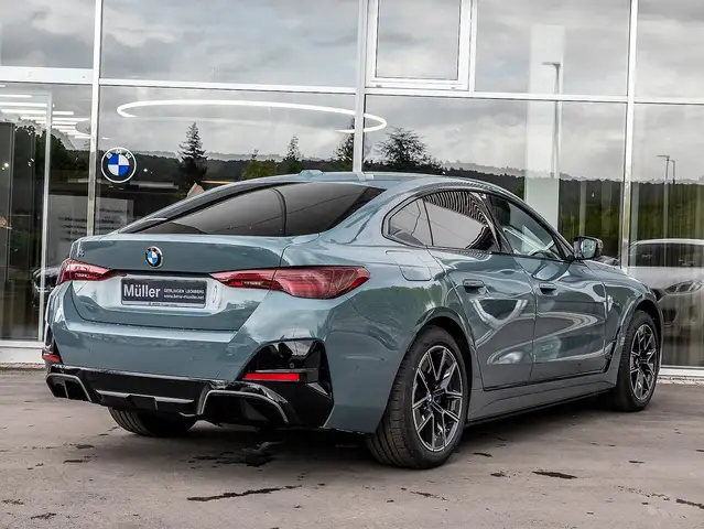BMW I4 view 2