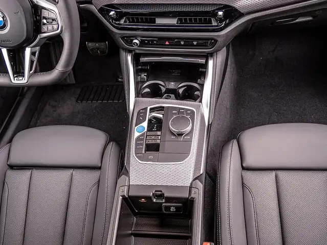 BMW I4 view 8