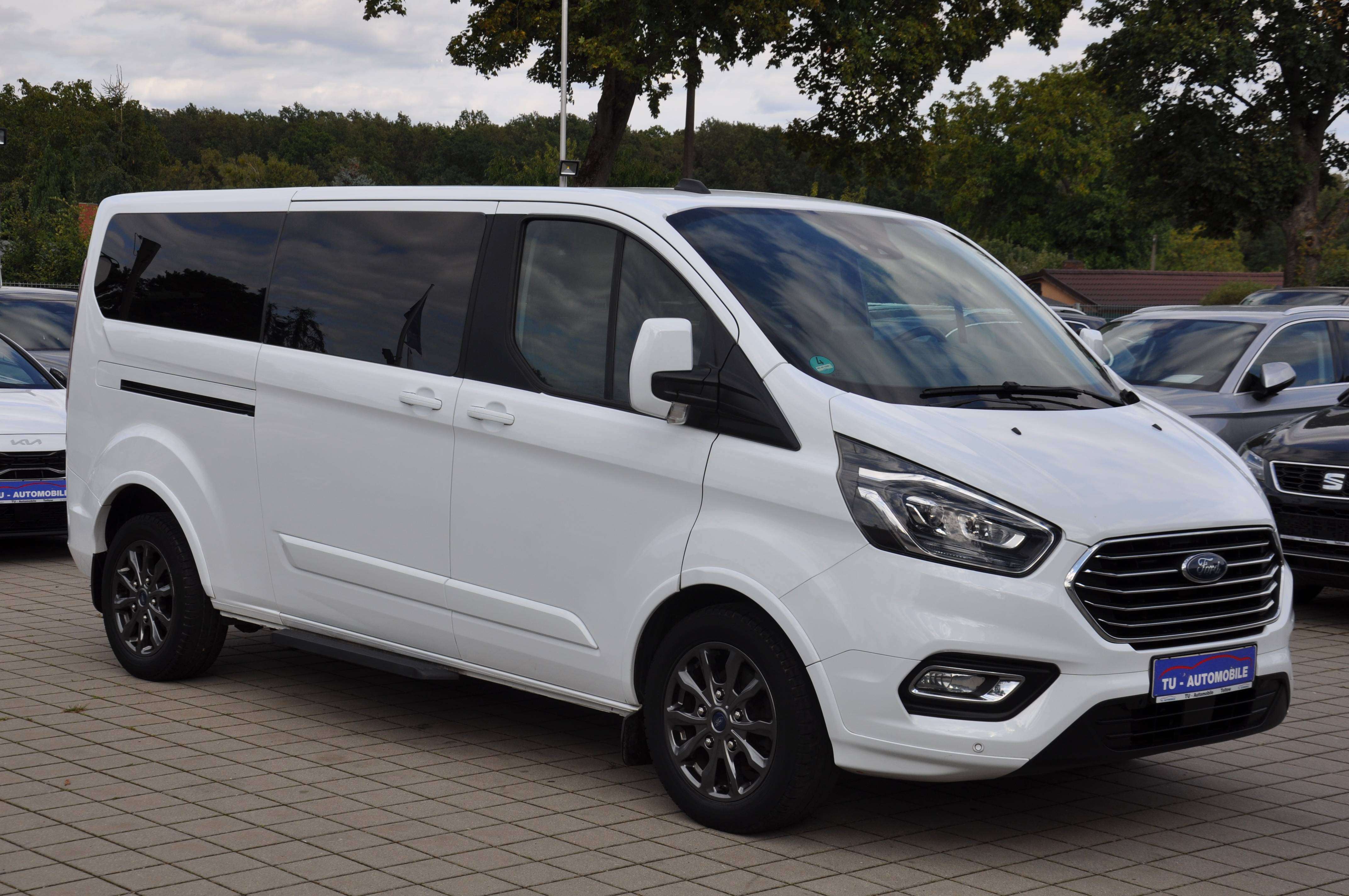 Ford Tourneo Custom