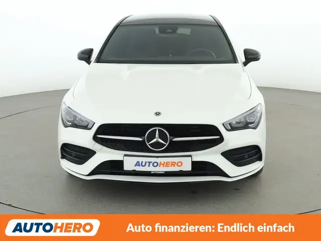 Mercedes-Benz Cla view 9