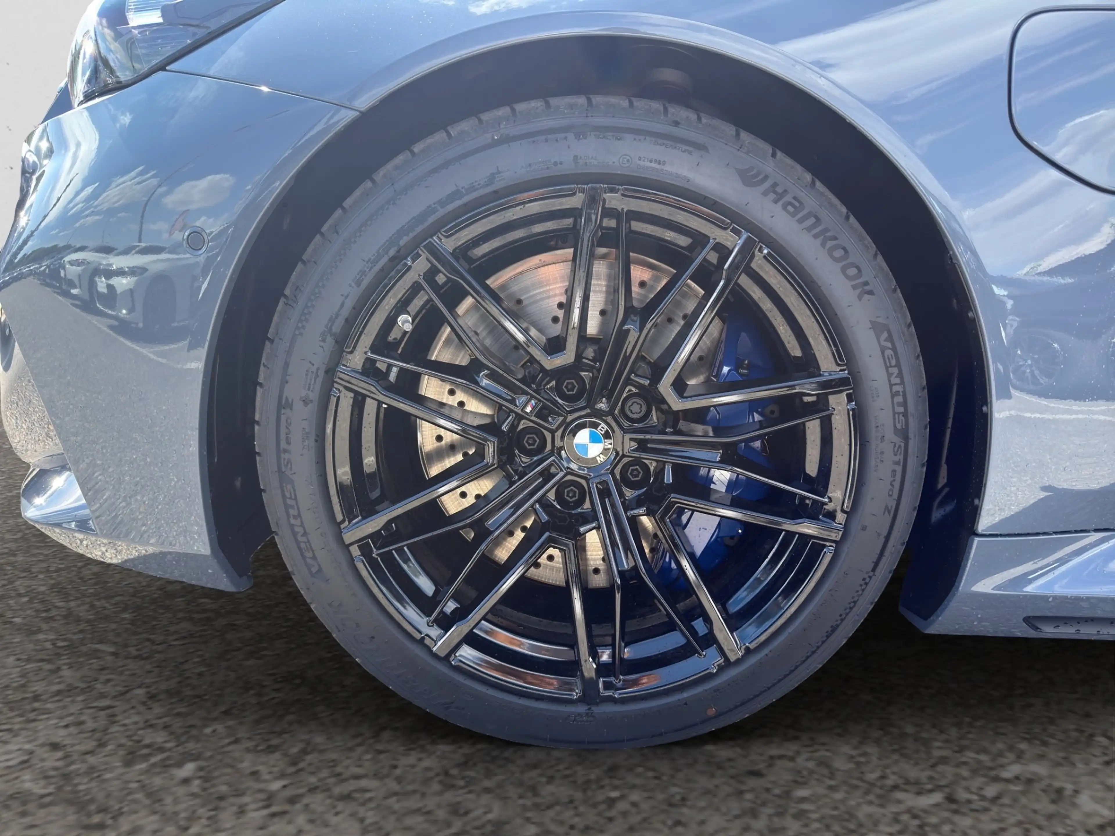 BMW M5 — photo 7