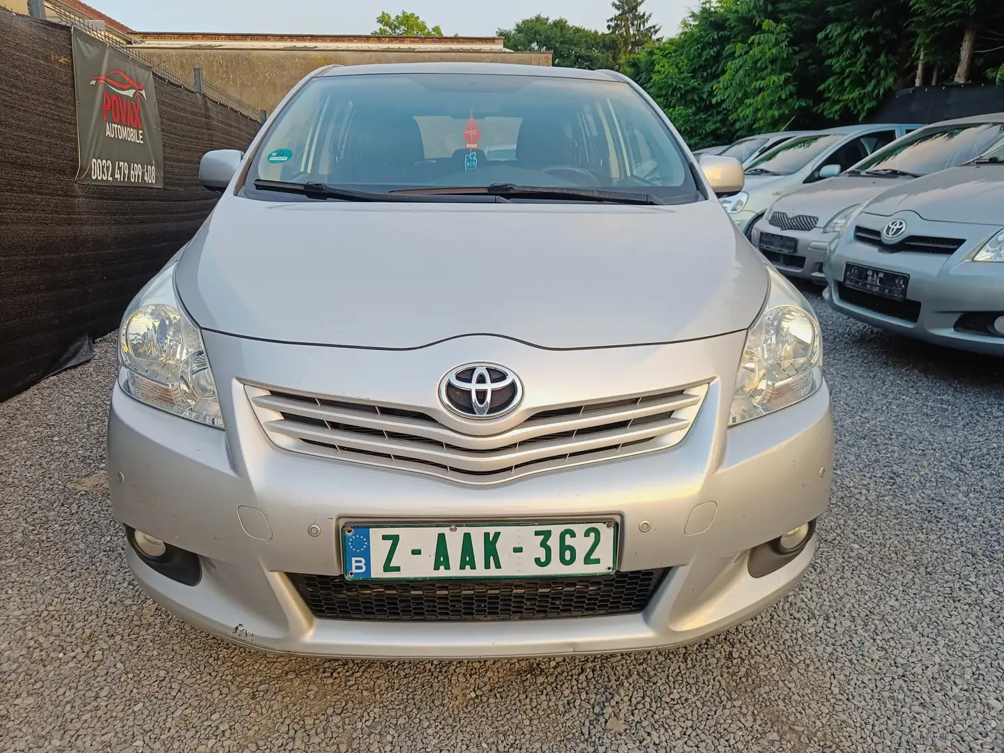 Toyota Verso Panoramique 91000 km Grijs - 2