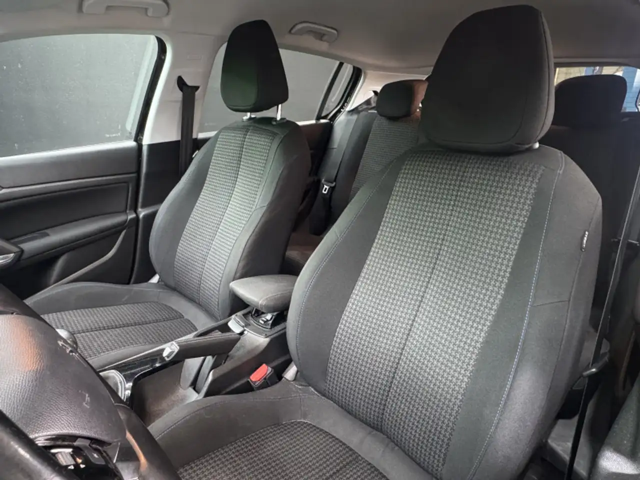 Peugeot 308 308 — photo 17