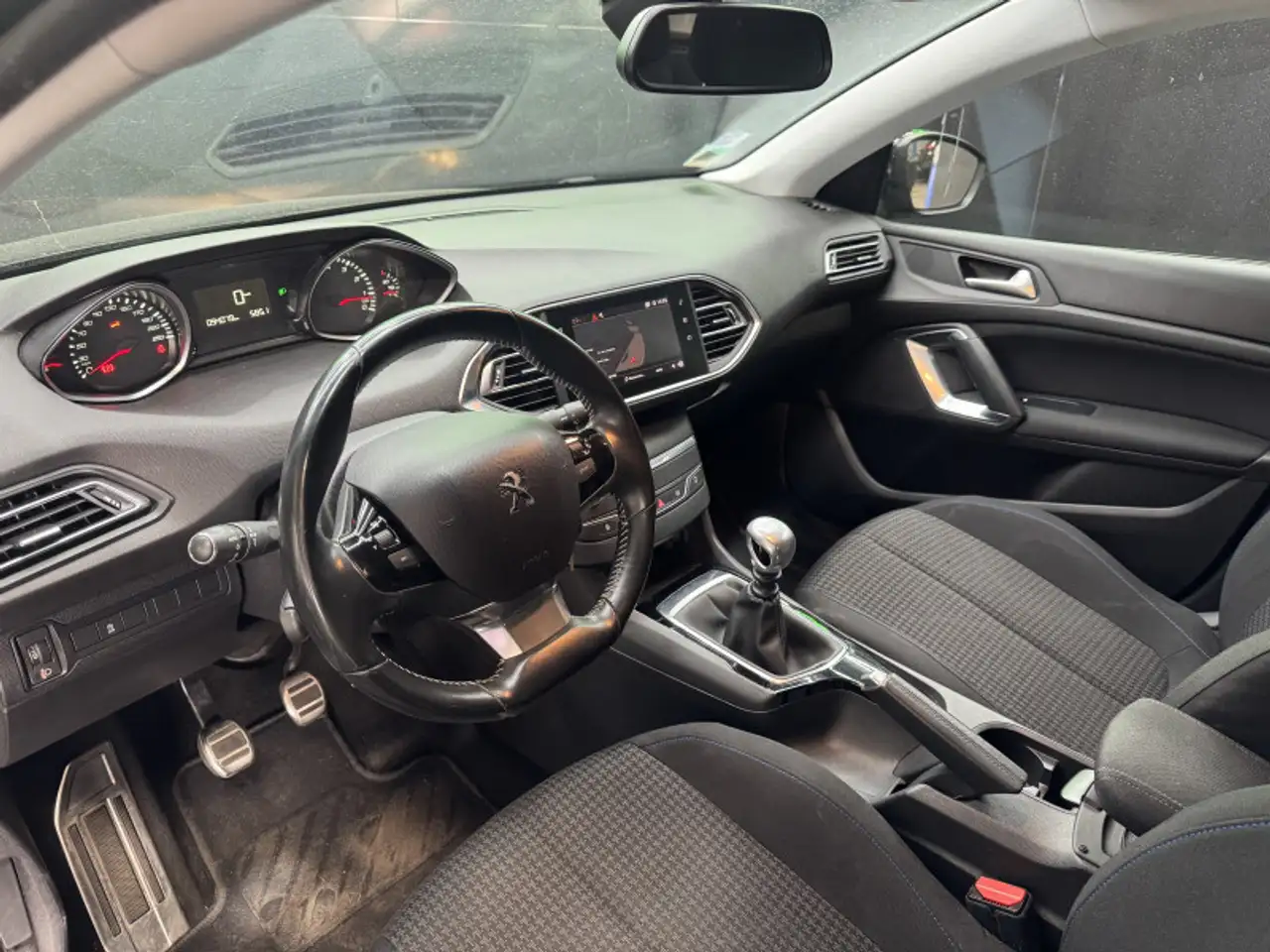 Peugeot 308 308 — photo 16