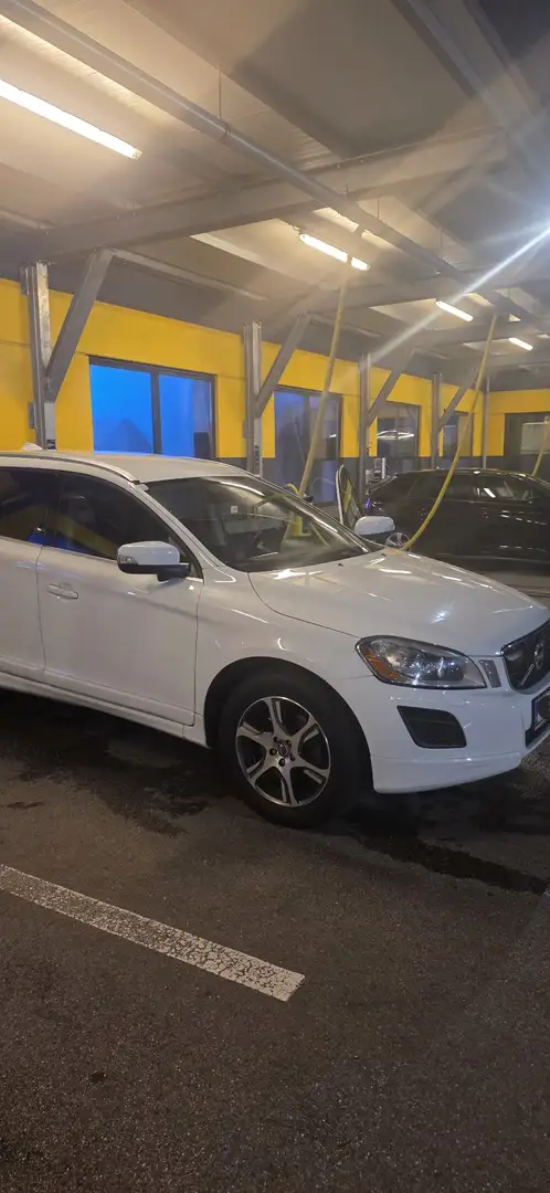Volvo XC60 D5 AWD Summum Geartronic - 2