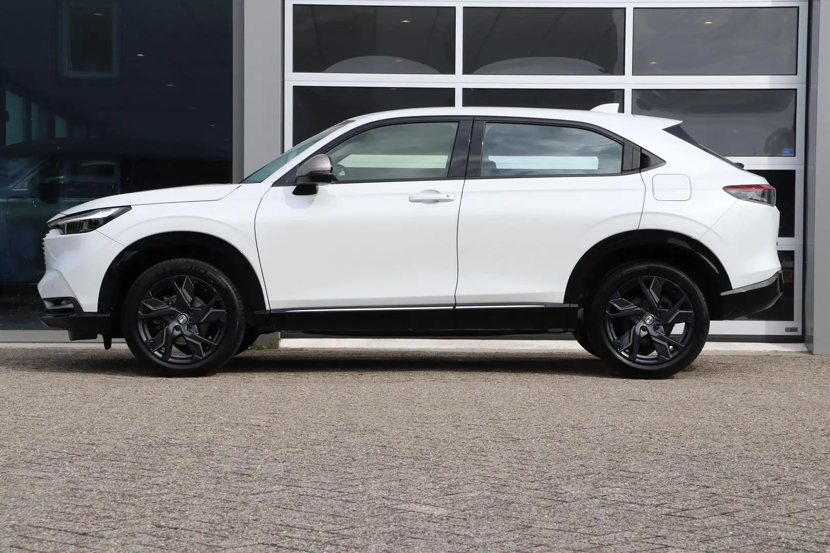 Honda HR-V 1.5 i-MMD 131pk CVT Advance Blanc - 2