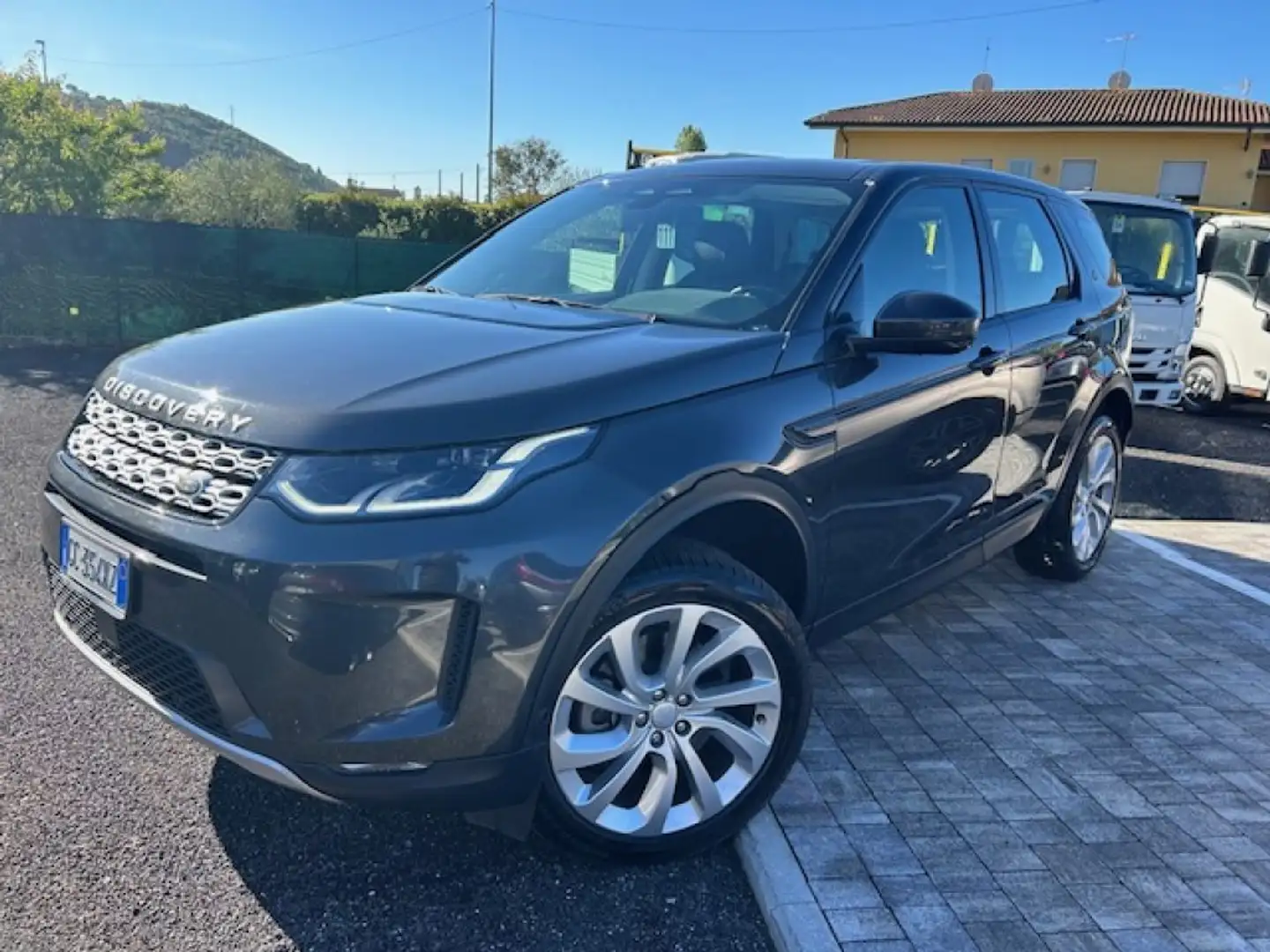 Land Rover Discovery Sport 2.0 TD4 204 CV AWD Auto HSE Grey - 1