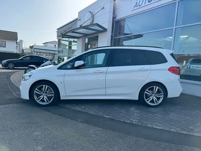 BMW 220 220 d 190 PS xDrive M Sport LED