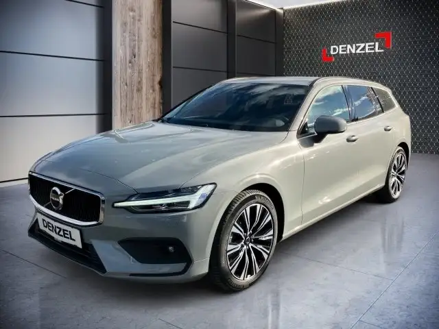 Volvo V60 Core, B4 Mild Hybrid, Benzin