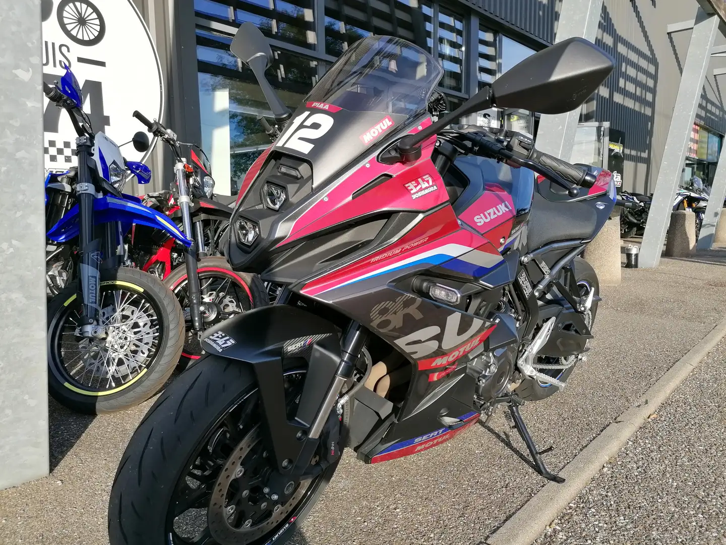 Suzuki GSX 8R - 2