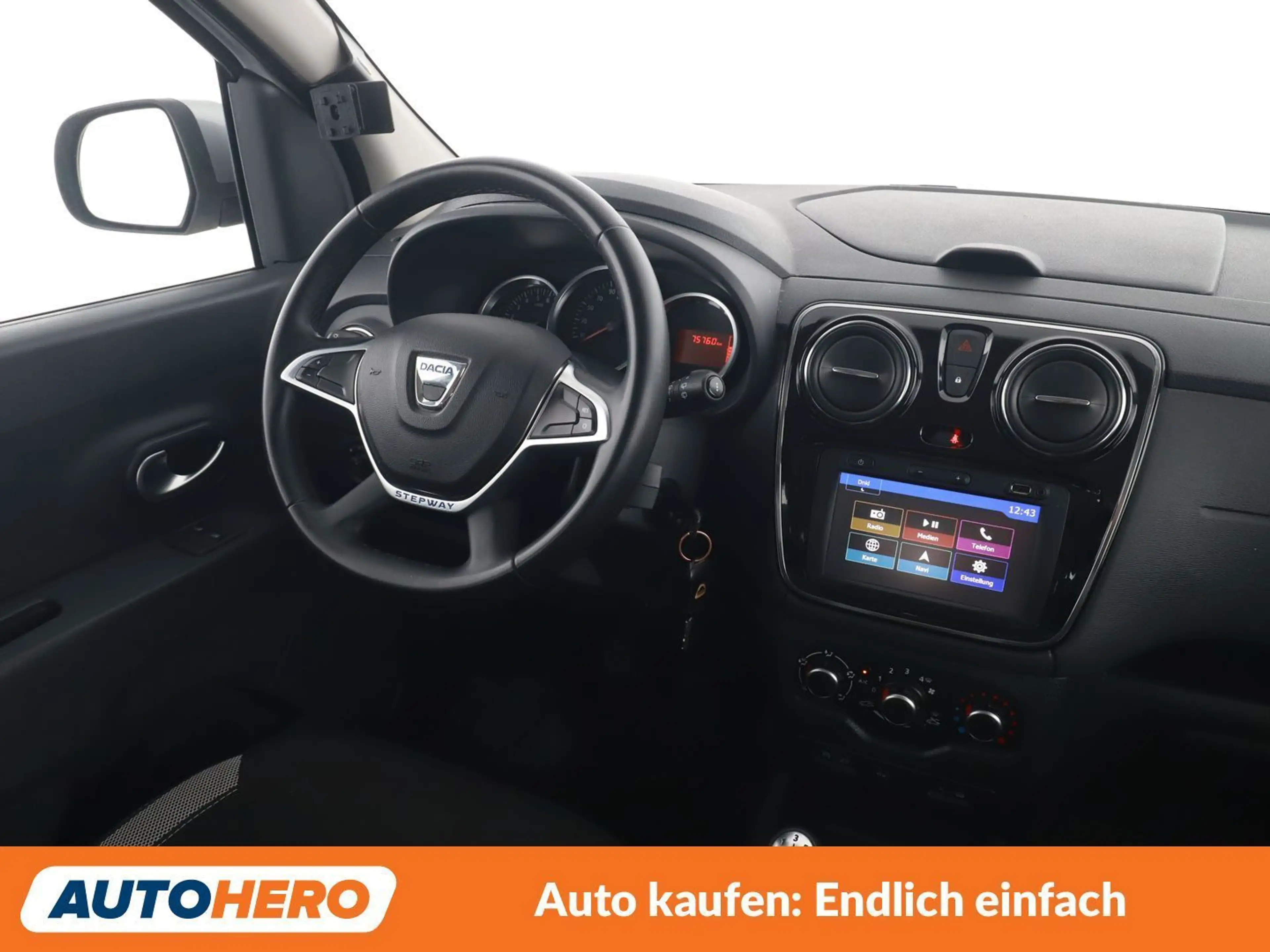 Dacia Lodgy 1.6 SCe Stepway — photo 13