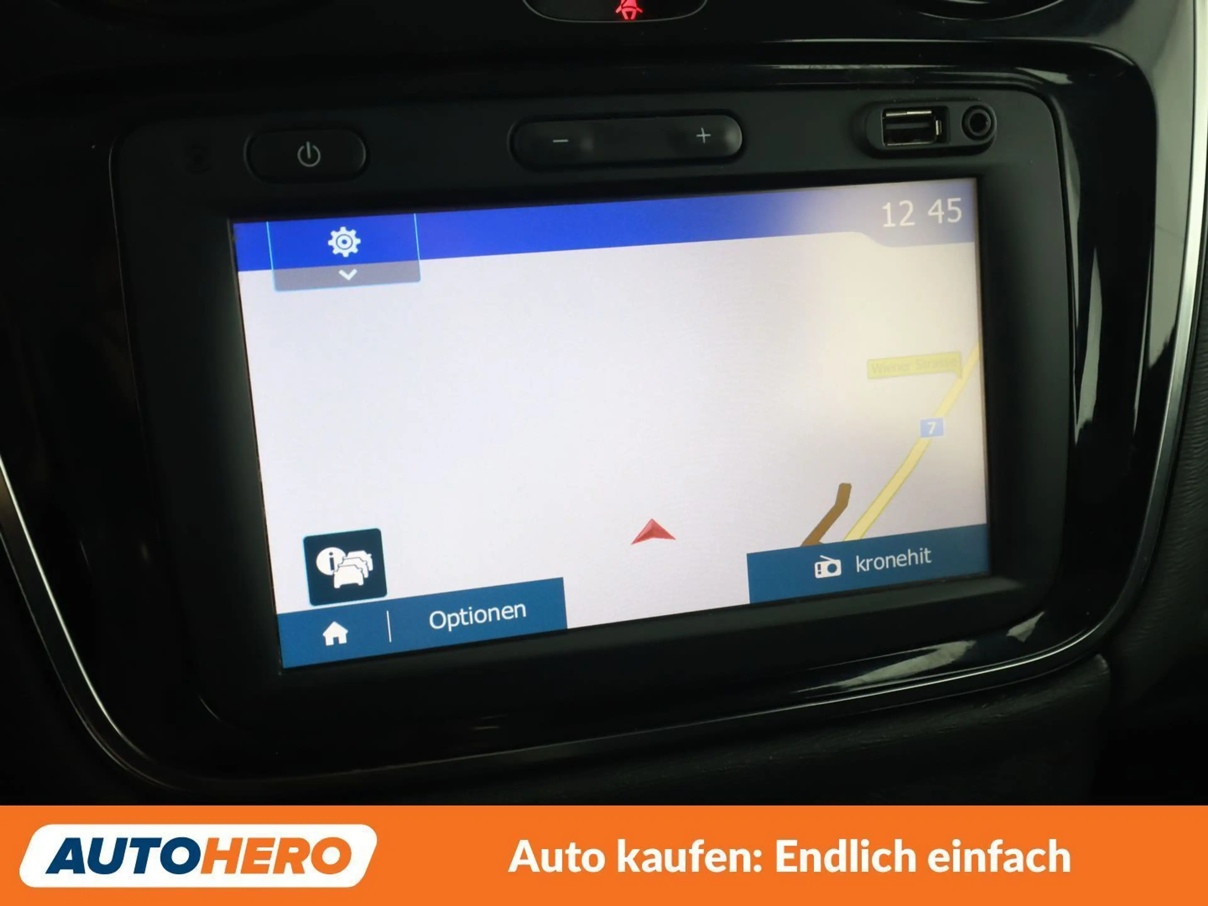 Dacia Lodgy 1.6 SCe Stepway — photo 21