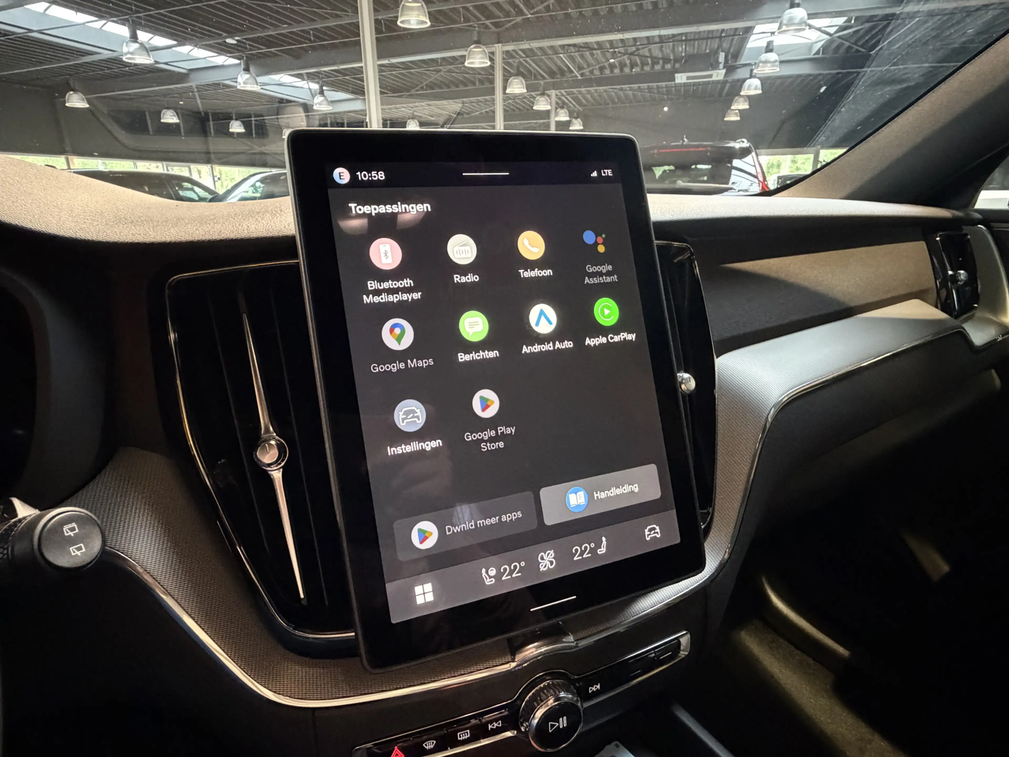 Volvo XC60 2.0 T8 Plug-in hybrid AWD stoelverwarming | stoel — photo 27