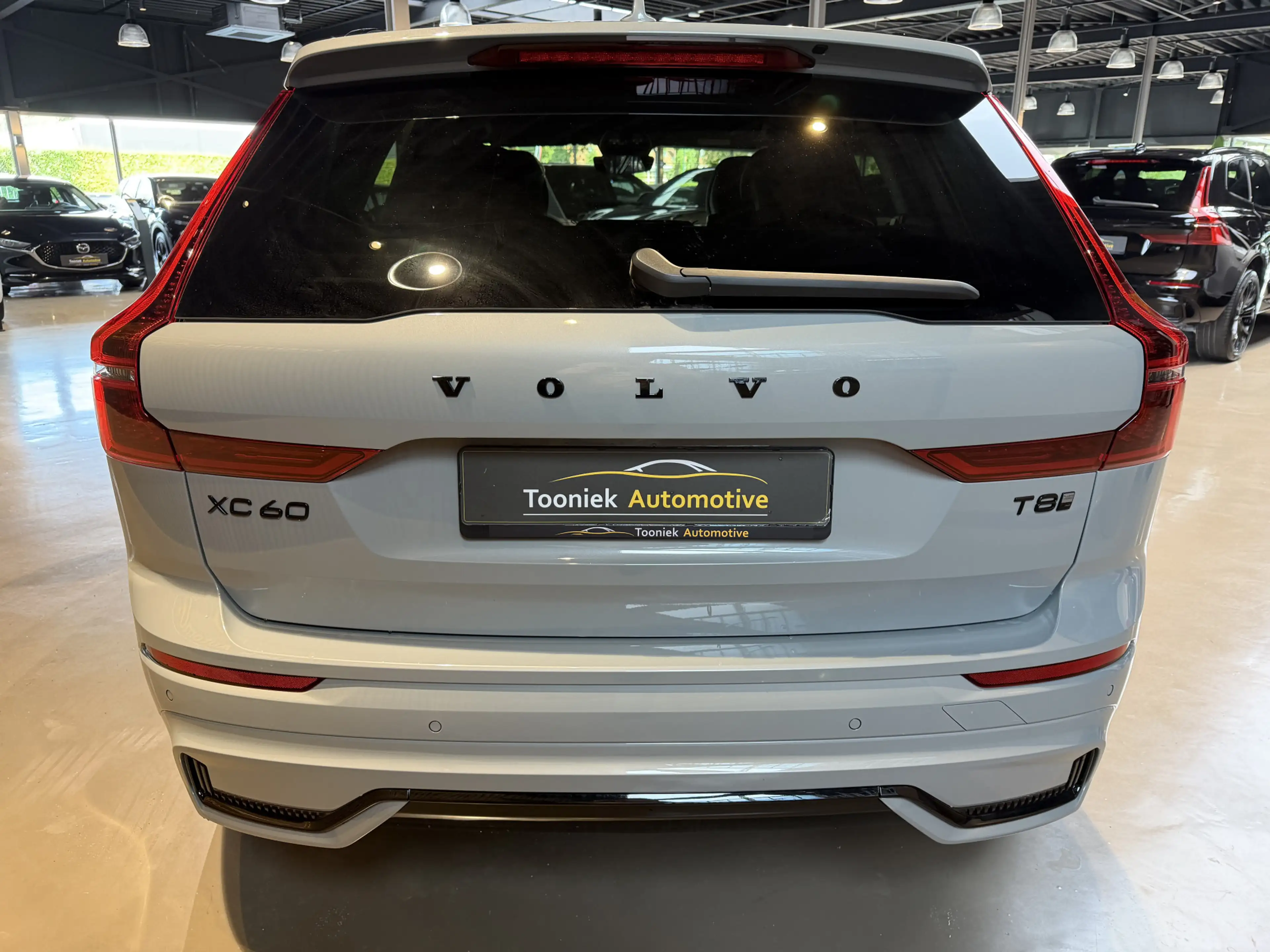 Volvo XC60 2.0 T8 Plug-in hybrid AWD stoelverwarming | stoel — photo 4