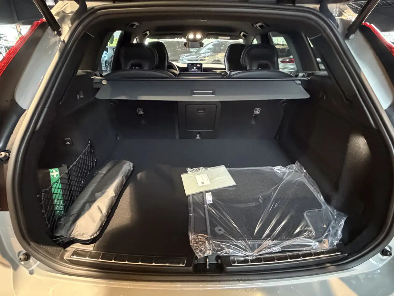 Volvo XC60 2.0 T8 Plug-in hybrid AWD stoelverwarming stoel, миниатюра 24