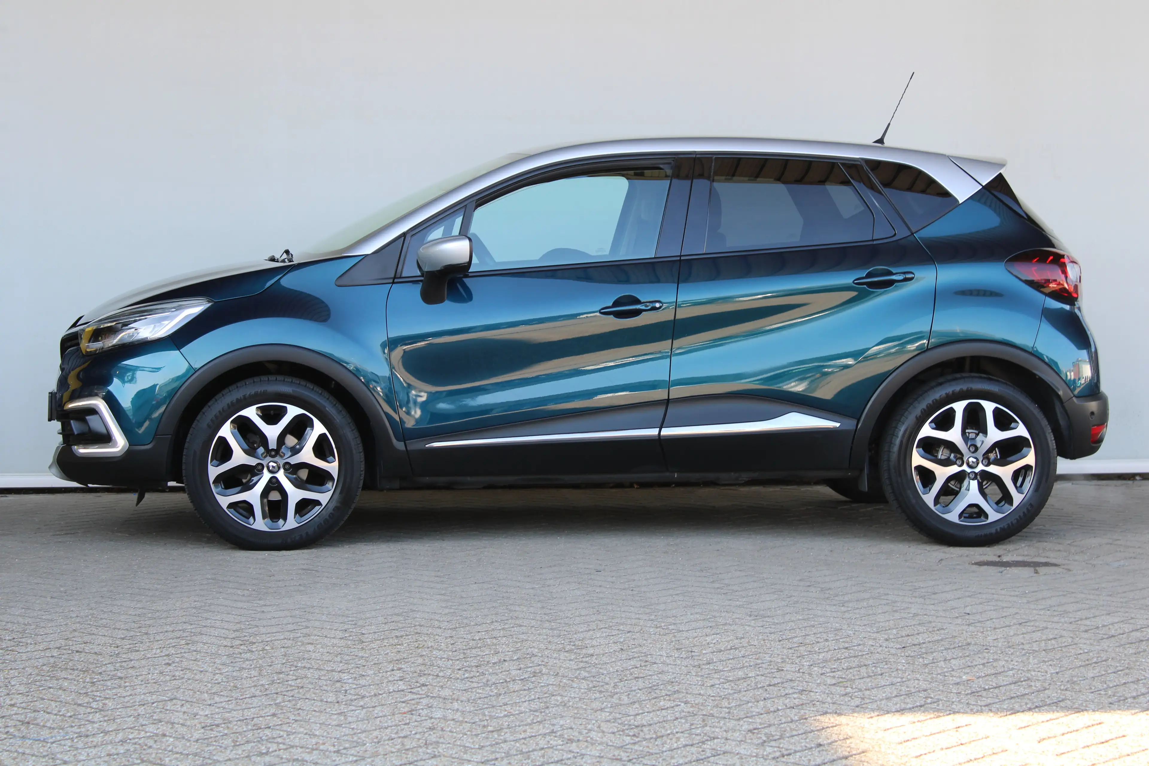 Renault Captur 0.9 TCe Intens | Achteruitrijcamera | Dodehoek-det — photo 8
