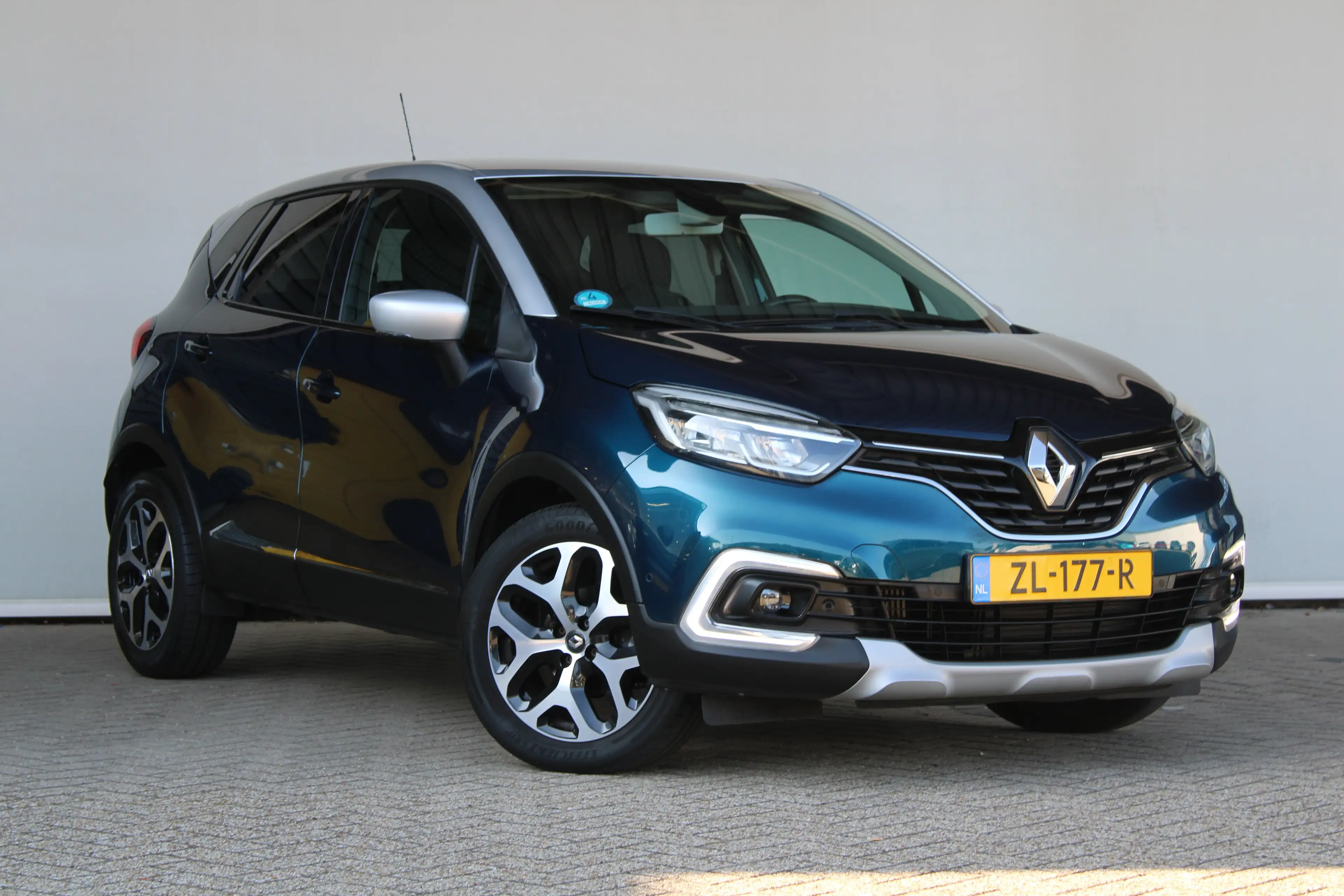 Renault Captur 0.9 TCe Intens | Achteruitrijcamera | Dodehoek-det — photo 3