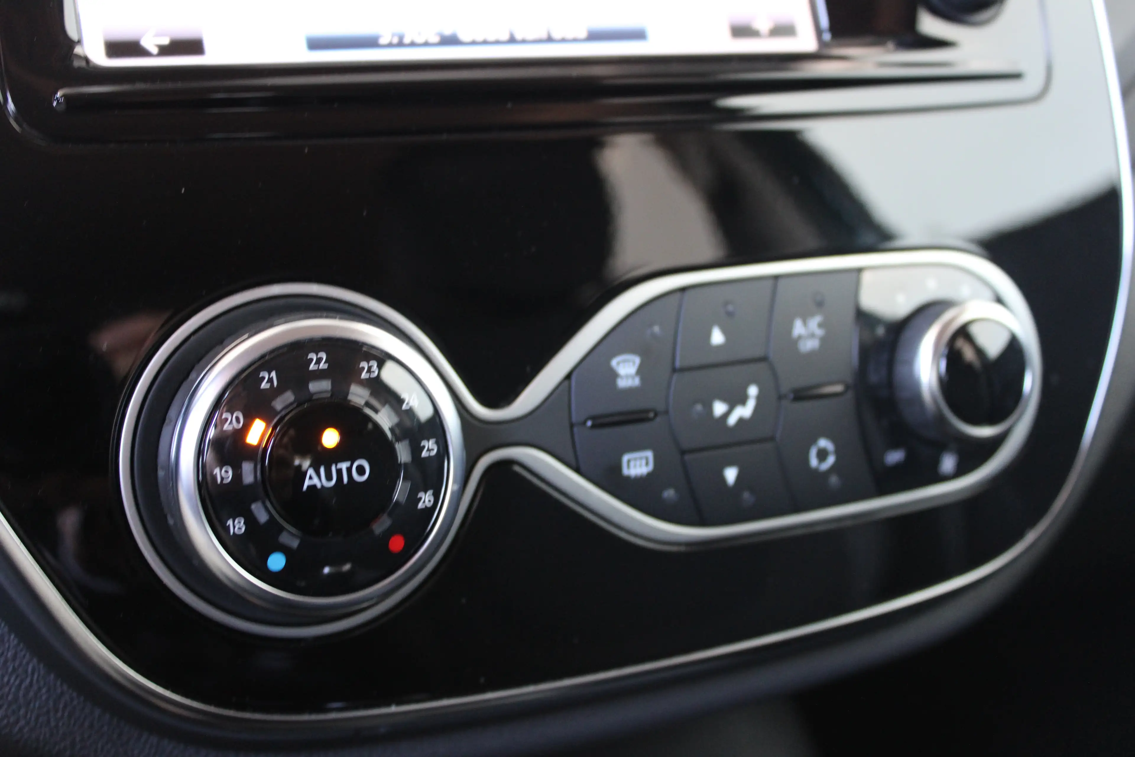 Renault Captur 0.9 TCe Intens | Achteruitrijcamera | Dodehoek-det — photo 26