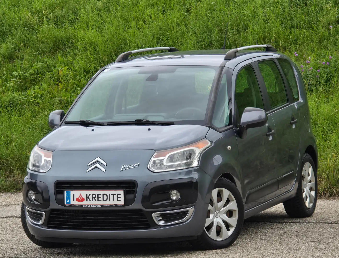 Citroen C3 Picasso 1,6 HDi Top* Kredit* Navi* Anhängerkupplung* Grau - 1