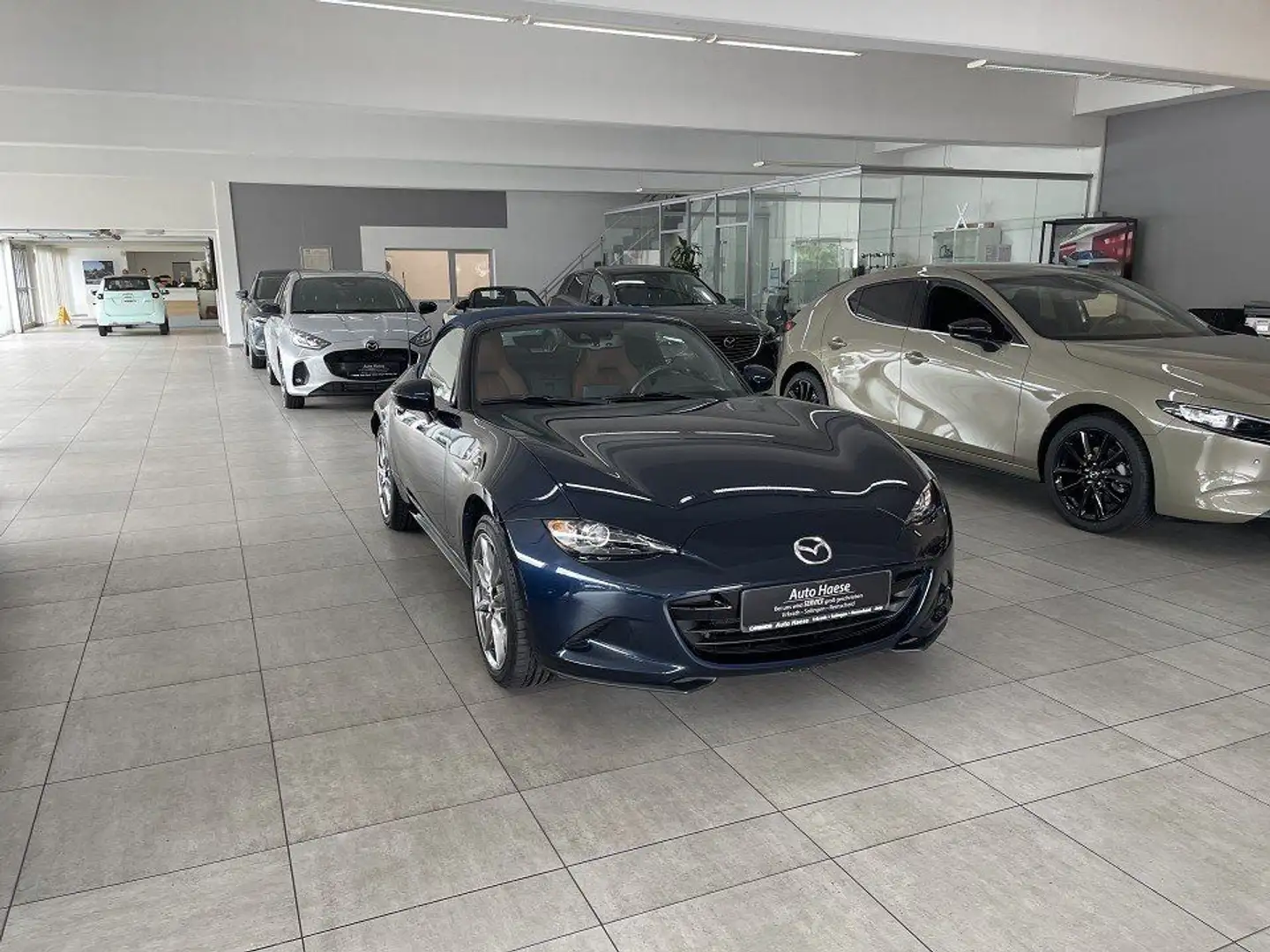 Mazda MX-5 2.0 184PS Roadster Kinenbi Nav Bose Matrix- Blauw - 1
