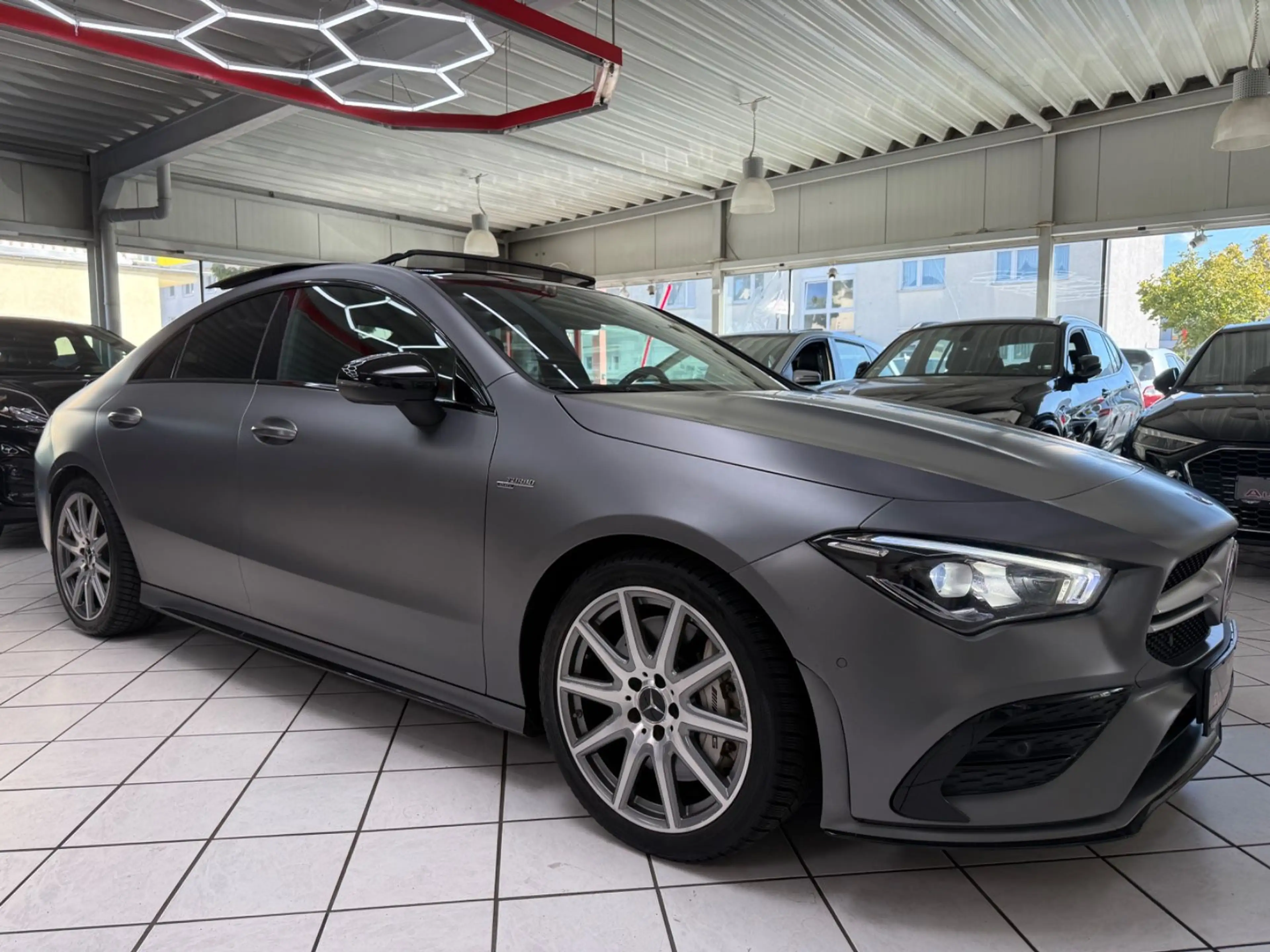 Mercedes-Benz CLA 35 AMG PERFOMANCE 4-MATIC PANO KAM LED MAGNO — photo 3