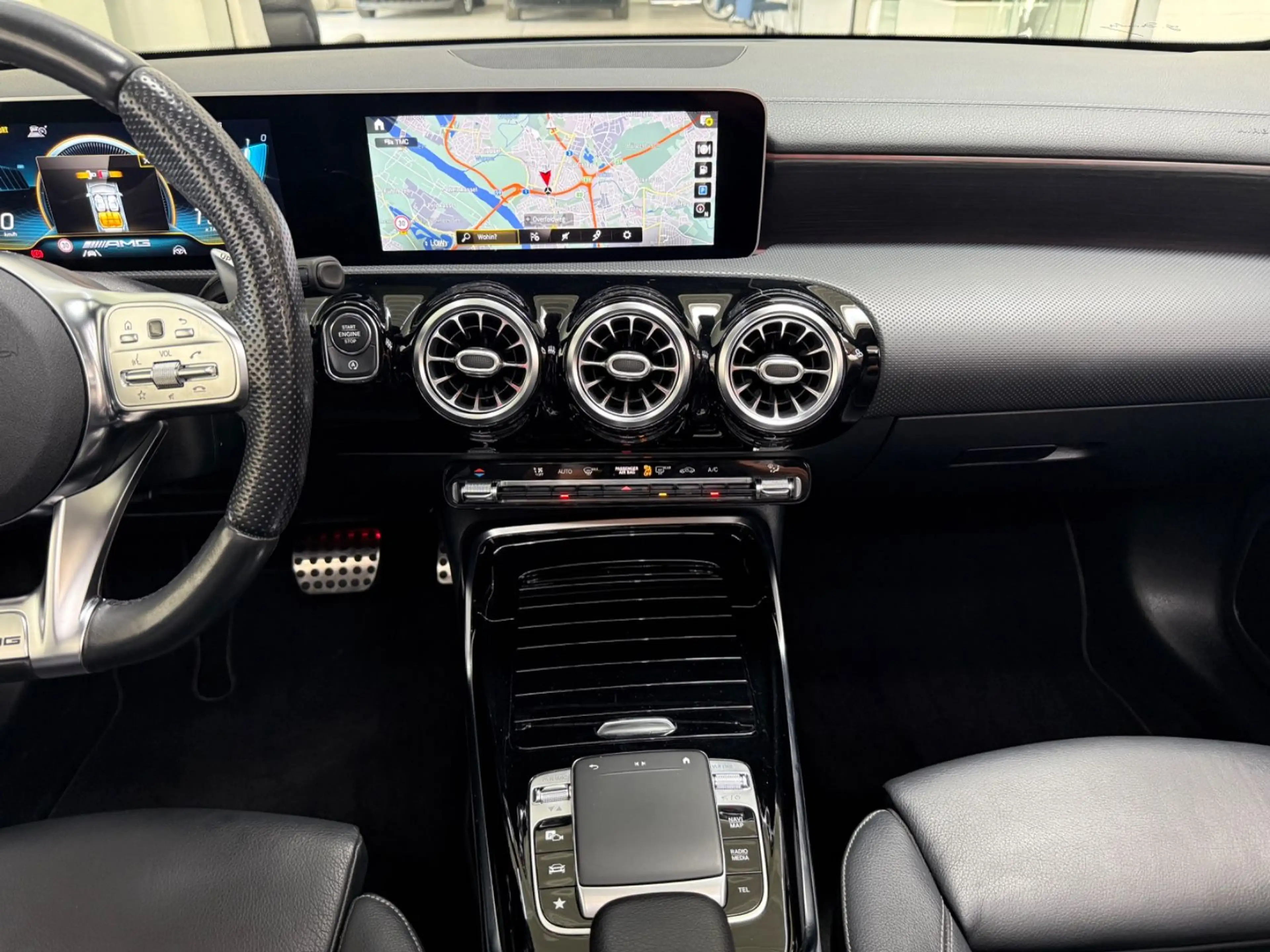 Mercedes-Benz CLA 35 AMG PERFOMANCE 4-MATIC PANO KAM LED MAGNO — photo 14